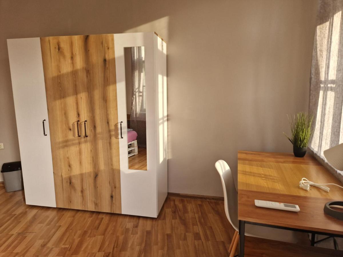 Lambo'S Corner Varna - Guest Rooms Zewnętrze zdjęcie