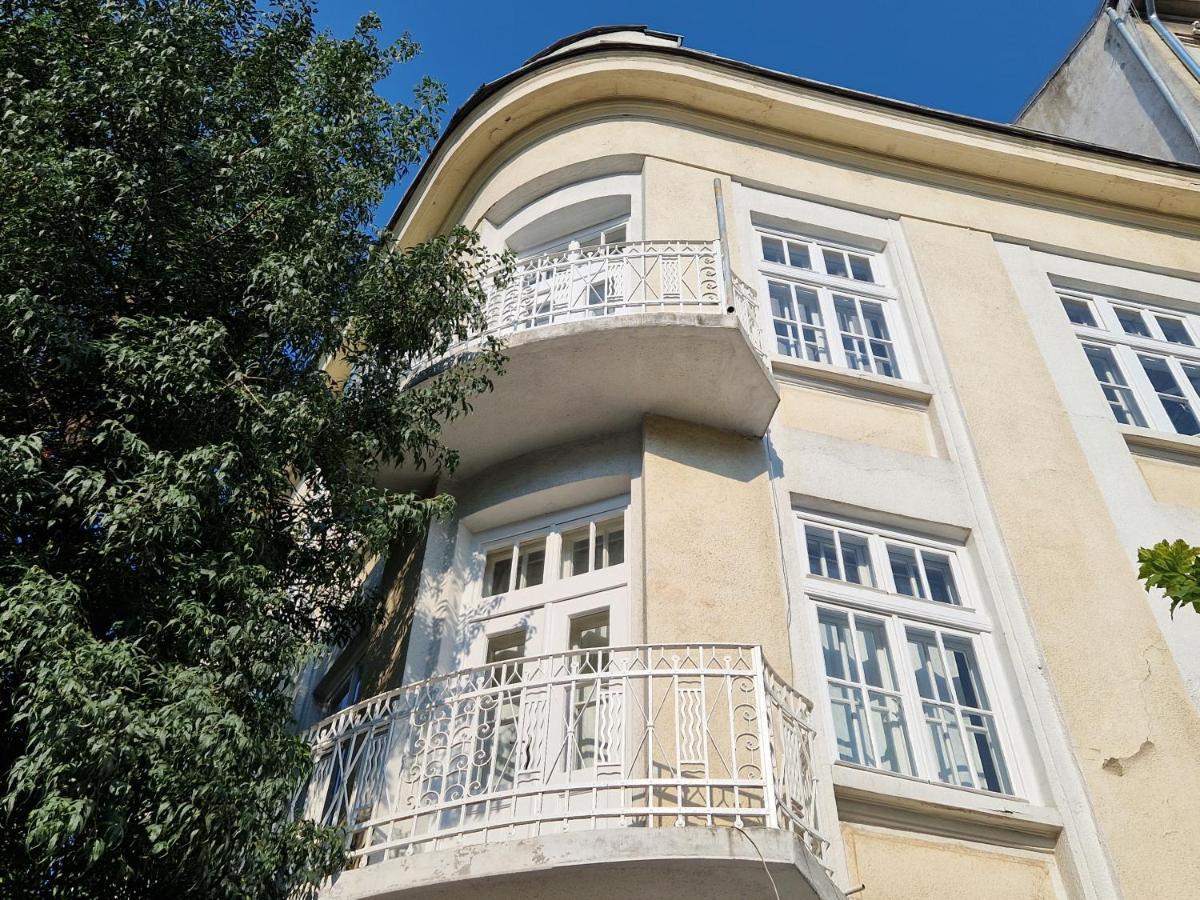 Lambo'S Corner Varna - Guest Rooms Zewnętrze zdjęcie