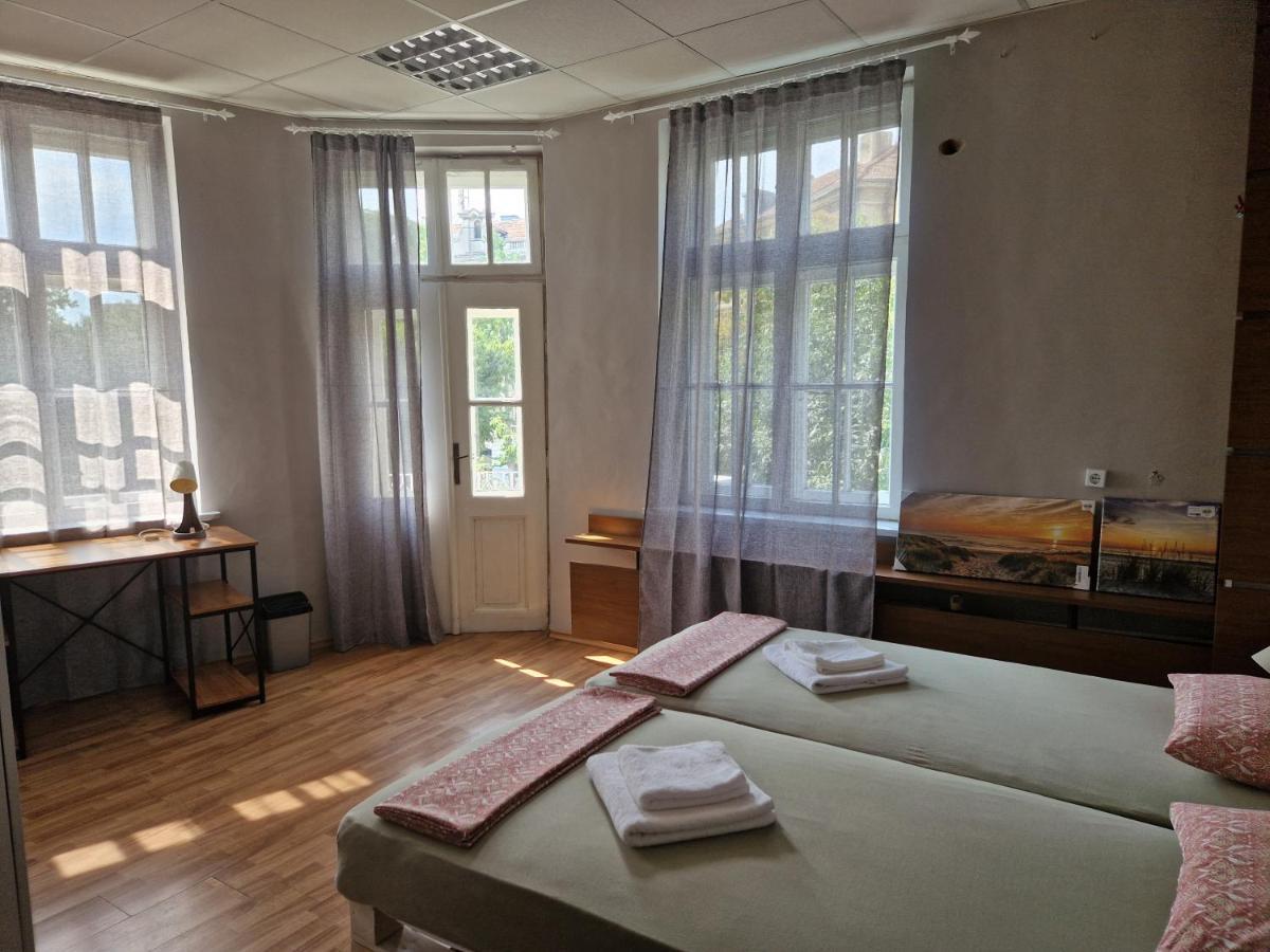 Lambo'S Corner Varna - Guest Rooms Zewnętrze zdjęcie