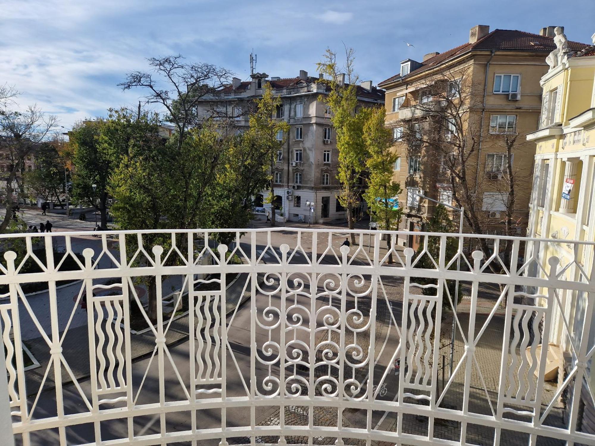 Lambo'S Corner Varna - Guest Rooms Zewnętrze zdjęcie